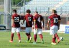 Salih Uçan'dan ilk maçta ilk gol!