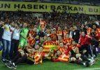 Şampiyon Kayserispor'da kupa coşkusu