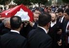 Şehit kaymakam son yolculuğuna uğurlandı