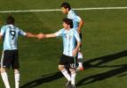 Lionel Messi ve Higuain'e 'kız' benzetmesi!