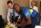 Moussa Sow, sağlık kontrol&uuml;nden ge&ccedil;ti