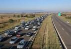 TEM'de 12 kilometrelik araç kuyruğu