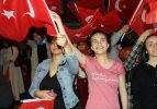 Türkiye 'Evet'i kutladı!