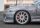 Nissan Skyline'a dövme yapmak