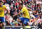 Mesit &Ouml;zil asist yaptı Arsenal 3'ledi!