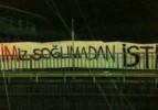 T&uuml;rk Telekom Arena'ya bu pankartı astılar!