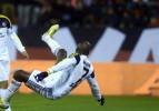 Bir Sow atar bir de Zlatan İbrahimovic!