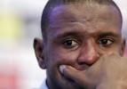 Eric Abidal Barca'ya g&ouml;zyaşlarıyla veda etti