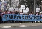 Trabzonspor taraftarı UEFA'yı protesto etti