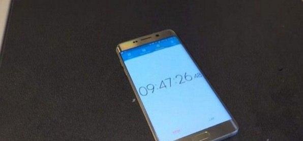 <p>Yaklaşık 10 saat sonra telefonlar çıkarrılmak üzere harekete geçiliyor. </p>

<p> </p>
