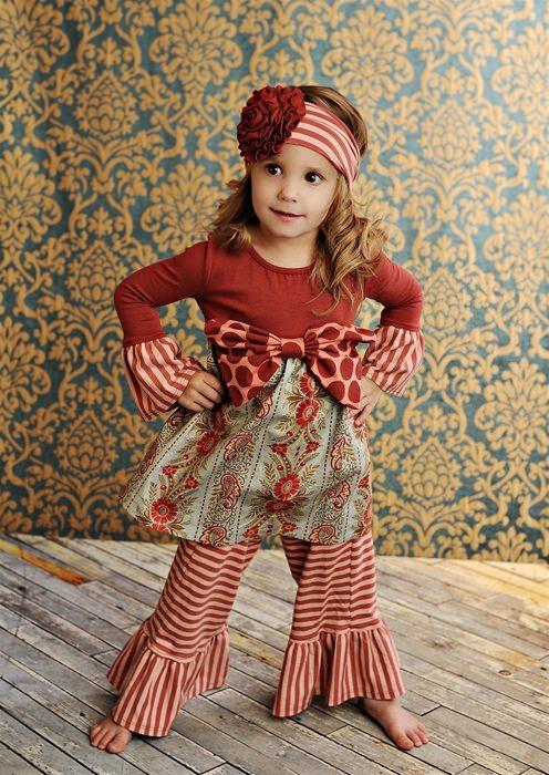 <p>İşte '<strong>Vintage</strong>' modasına uygun en farklı çocuk kıyafetleri...</p>
