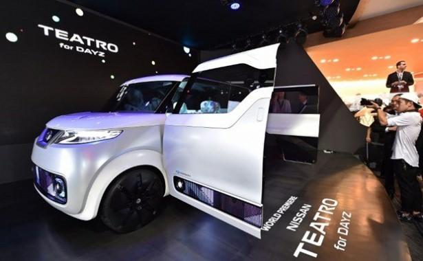 <p><strong>Nissan Teatro</strong></p>
