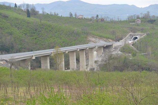 <p>Toplantıya, İskenderun Kaymakamı Hasan Özyiğit, İskenderun Belediye Başkanı Seyfi Dingil, OTSO ve İTSO meclis üyeleri katıldı.</p>