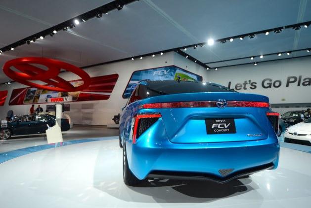 <p>Toyota Fcv</p>