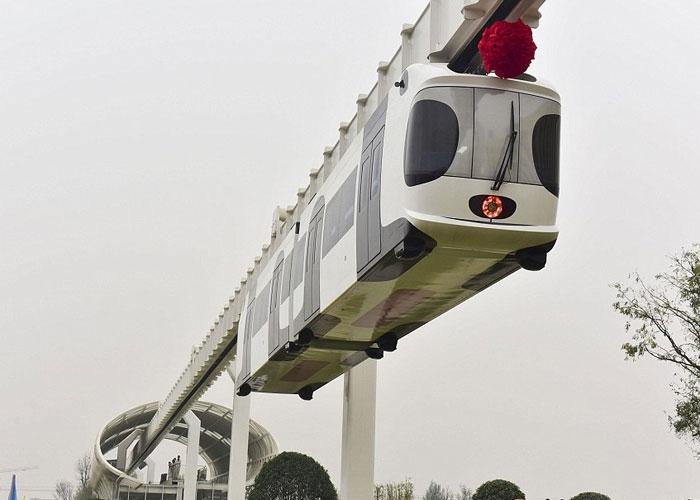<p>Siyah beyaz renklerdeki tren Çinliler için ulusal bir öneme sahip “panda”dan esinlenerek tasarlandı. </p>

