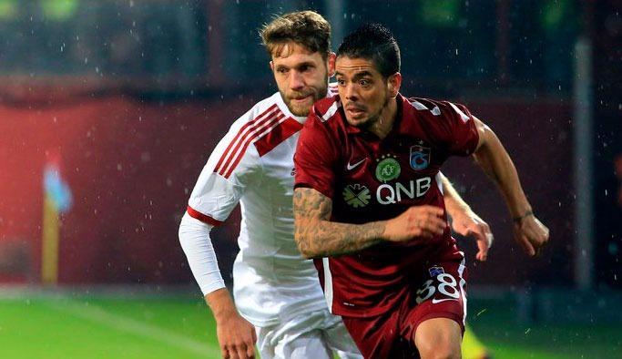 <p><span style="color:#FFD700"><strong>Luis Ibanez</strong></span><br />
<br />
Trabzonspor'dan Karabükspor'a</p>
