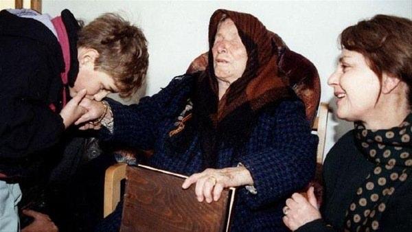 <p>Bulgar kahin Baba Vanga, 1996 yılında 85 yaşında öldüğünde geride pek çok kehanetini de bırakmıştı.<br />
</p>
