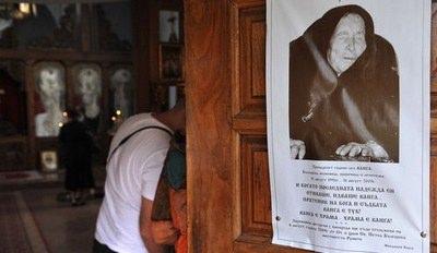 <p>Gerçek adı Vangeliya Pandeva olan Baba Vanga, 31 Ocak 1911'de bugün Makedonya topraklarında bulunan Strumitza köyünde dünyaya geldi.</p>
<ul>
</ul>
