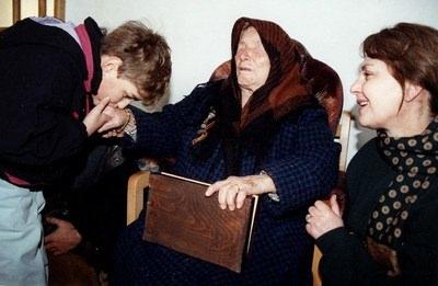 <p>Vangelia Gushterova ya da kısaca Vanga Sovyetler'in çöküşünü bildi. Prenses Diana'nın ölümünü de..</p>
<ul>
</ul>