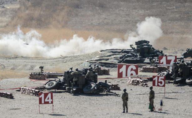 <p>Tatbikatta Kara Kuvvetleri Komutanlığı envanterine yakın zamanda giren ve milli imkanlarla üretilen T-129 Atak Taarruz Helikopteri, milli piyade tüfeği ve Fırtına Obüsü'nün yanı sıra Biksi makineli tüfek, Kanas ve Accuracy keskin nişancı tüfekleri, Kornet ve Tow tanksavar silahları, çeşitli ebatlardaki havanlar, hava savunma silahları, Leopard tankları, Süper Kobra ve Sikorsky helikopterleri, Zıpkın ve Atılgan füzeleri ile mini insansız hava araçları da kullanıldı.</p>