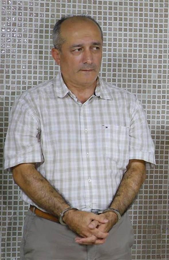 <p>Tuğamiral Yaşar Çamur</p>
