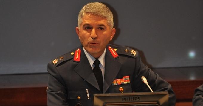 <p>Tümgeneral Ahmet Cural</p>
