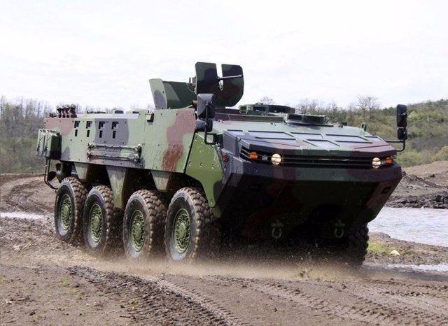 <p><strong>OTOKAR ARMA</strong><br />
Yüksek taktik ve teknik özelliklere sahip yeni nesil çok tekerlekli modüler bir araç olan ARMA; üstün hareket kabiliyeti, yüksek mayın ve balistik koruma ile orta ve yüksek kalibre silah sistemi entegrasyon opsiyonlarına sahip. Arma, en zorlu arazi koşullarında bile hizmet verebilmekte.</p>