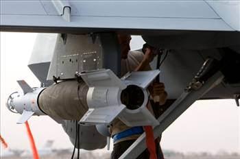 Uçaktan atılan bombalara güdüm yeteneği kazandıran (HGK) geliştirilerek 2000 lb Mk-84 genel maksat bombalarını akıllı bombalara dönüştürüyor.