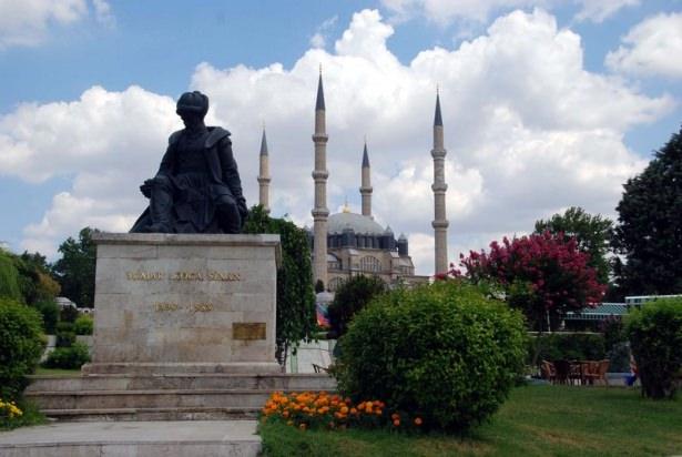 <p>Firdevs Bey Câmii (Isparta’da)</p>
