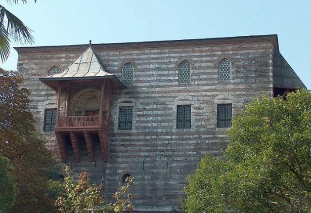 <p>Sokullu Mehmet Paşa Camii</p>
