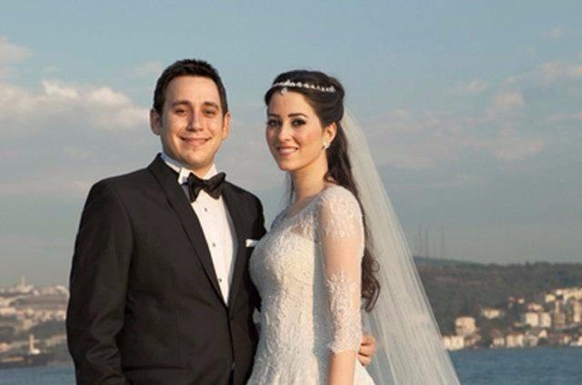 <p>Zeynep Aydınlar Eröğüt</p>
<p>VELİAHTI OLDUĞU SERVET: 1.2 MİLYAR DOLAR</p>