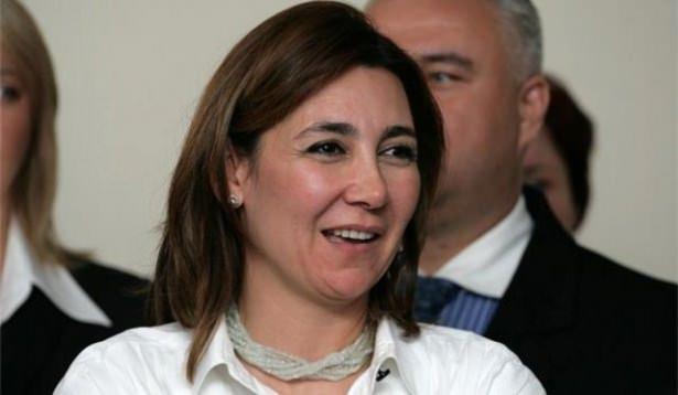 <p>Hürriyet Gazetesi Yönetim Kurulu Başkanı Vuslat Doğan Sabancı'nın çocukları( Aynı zamanda Ali Sabancı'nın da çocuklarıdır):</p>
<p>*Kaan Ali Sabancı <br />
*Şevket Emrecan Sabancı</p>