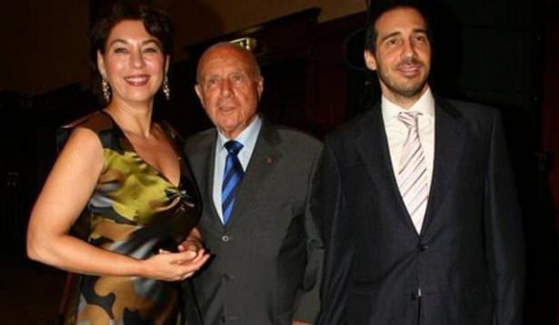 <p>Alarko Holding'in kurucularından İshak Alaton'un Çocukları </p>
<p>*Leyla Alaton (Ayrıca Efe Eros ve Alp Atlas adında 2 çocuğu bulunmaktadır) </p>
<p>*Vedat Alaton (İlk evliliğinden bir kızı bulunmaktadır)</p>
<p> </p>