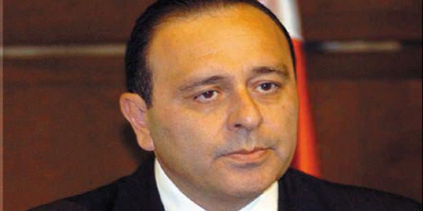 <p>Ömer Sabancı'nın yeğenleri: </p>
<p>*Burak Sabancı<br />
*Faruk Sabancı</p>
<p> </p>