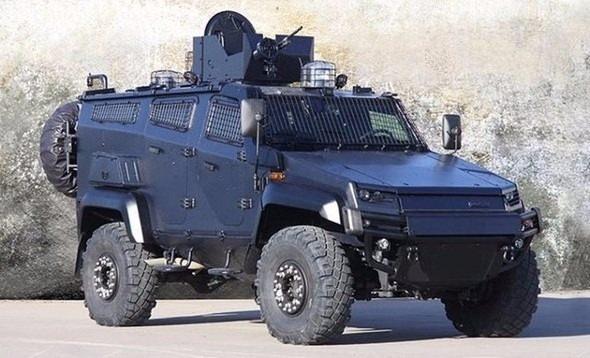 <p>URAL <br />
<br />
Otokar firmasının ürettiği bir diğer zırhlı personel taşıyıcı ise Otokal Ural.</p>