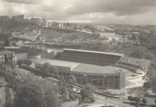 <p>İnönü Stadı</p>
