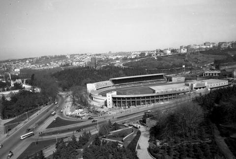 <p>İnönü Stadı</p>
