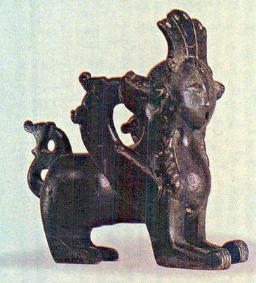 <p><strong>DANİMARKA</strong></p>
<p>Diyarbakır Sfenks Figürü (David Samling Müzesi)</p>
<p>Diyarbakır Müzesi’nden 1979 yılında çalınan bronz figür Danimarka’daki David Samling Müzesi’nde sergileniyor.</p>
<p> </p>
