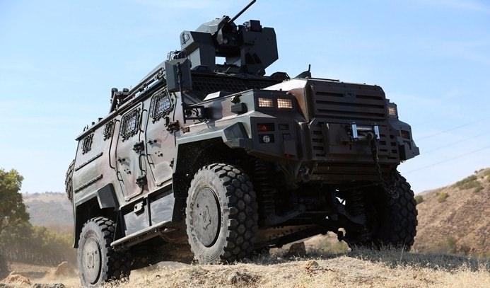 <p>Fuarda, geçtiğimiz aylarda ilk ihracatı bir Kuzey Afrika ülkesine yapılan ve Nurol Makina'nın amiral gemisi olan Ejder Yalçın 4x4 Taktik Tekerlekli Zırhlı Aracı (TTZA) da yer alacak.</p>