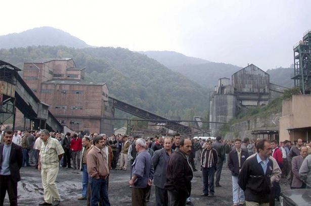 <p>31 Ocak 1990: Bartın Amasra'da grizu patlaması (5 ölü)</p>