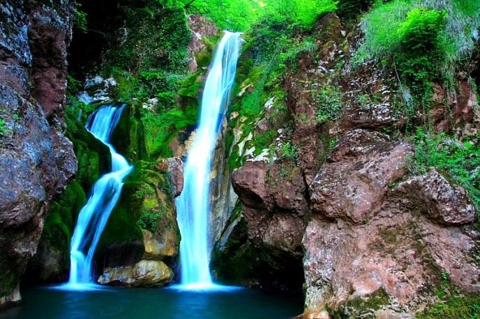 <p>Türkiye, kanyonlar bakımından oldukça zengin bir ülke. Doğa, fotoğraf ve trekking tutkunuysanız bu kanyonları mutlaka görmelisiniz. <strong>İşte Türkiye'de görmeniz gereken 10 kanyon...</strong></p>
