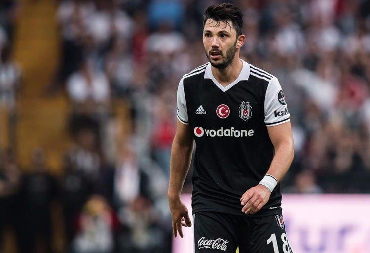 <p>TOLGAY ARSLAN</p>

<p>Beşiktaş</p>
