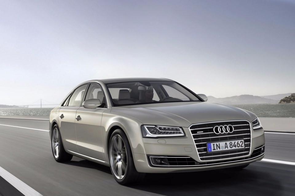 <p>AUDI A8<br />
<br />
Toplam satış: 32</p>
