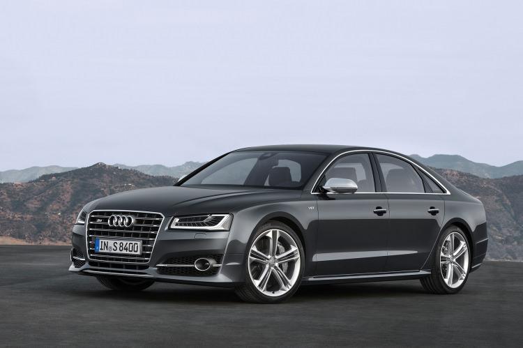 <p>AUDI S8</p>
<p>Toplam satış: 2</p>