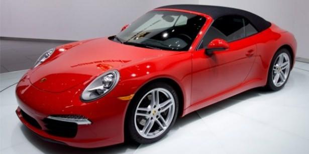 <p><strong>Porsche</strong><br />
Markanın 2015 Şubat ayında sattığı adedi: 48<br />
Markanın 2015 ocak ayında sattığı adedi :45<br />
Markanın 2014 yılında sattığı adedi : 588</p>