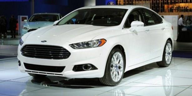 <p><strong>Ford</strong><br />
Markanın 2015 Şubat ayında sattığı adedi: 2.946<br />
Markanın 2015 ocak ayında sattığı adedi :1.180<br />
Markanın 2014 yılında sattığı adedi : 37.292</p>