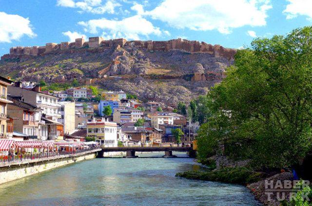 <p>İl: Bayburt<br />
İlçe: Merkez<br />
Nüfus: 38.462</p>
