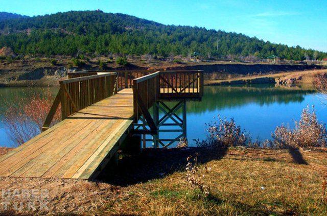 <p>İl: Yozgat<br />
İlçe: Merkez<br />
Nüfus: 79.611</p>
