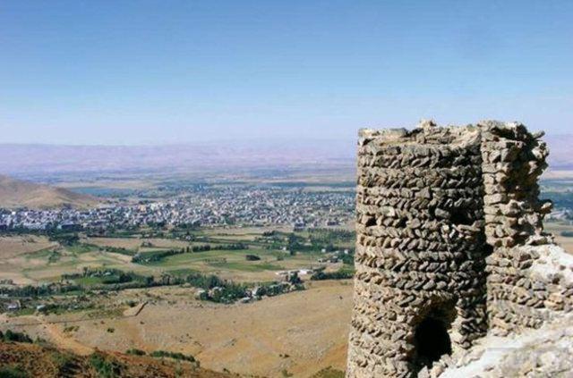 <p>İl: Muş<br />
İlçe: Merkez<br />
Nüfus: 88.409</p>
