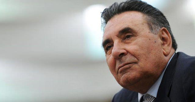 <p>38 Aydın Doğan Doğan Holding 800 milyon dolar</p>

<p> </p>
